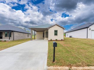 23 S Crown St, Florence, AL 35630