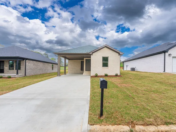 23 S Crown St, Florence, AL 35630