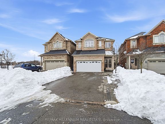 4th image of 12 Gaudi Rd