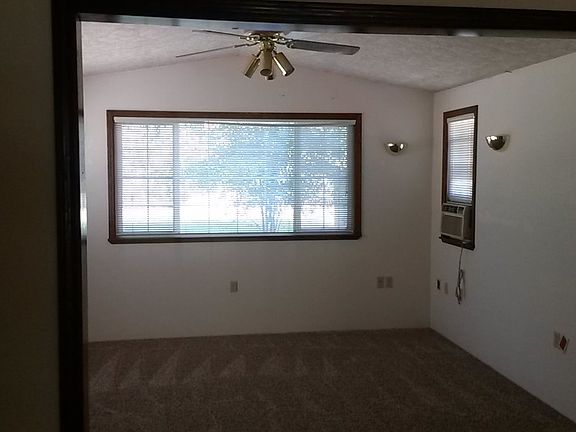 5th image of 23304 NE 72nd Ave