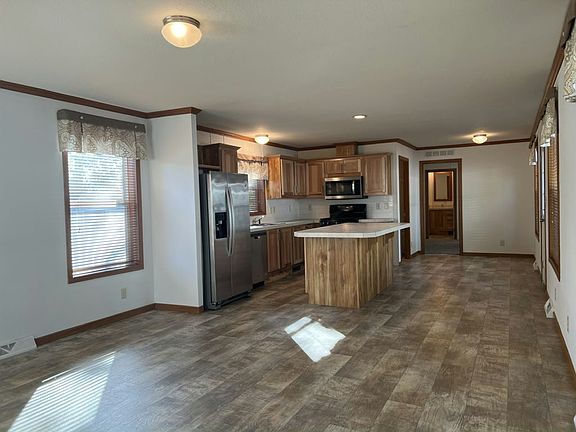 2nd image of 12642 Garland Ave
