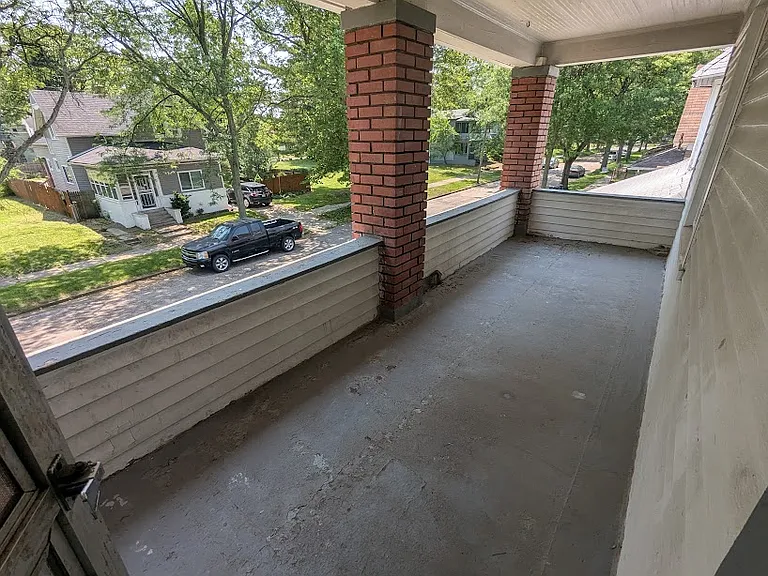 1048 Norwood Ave #2 — Photo 4