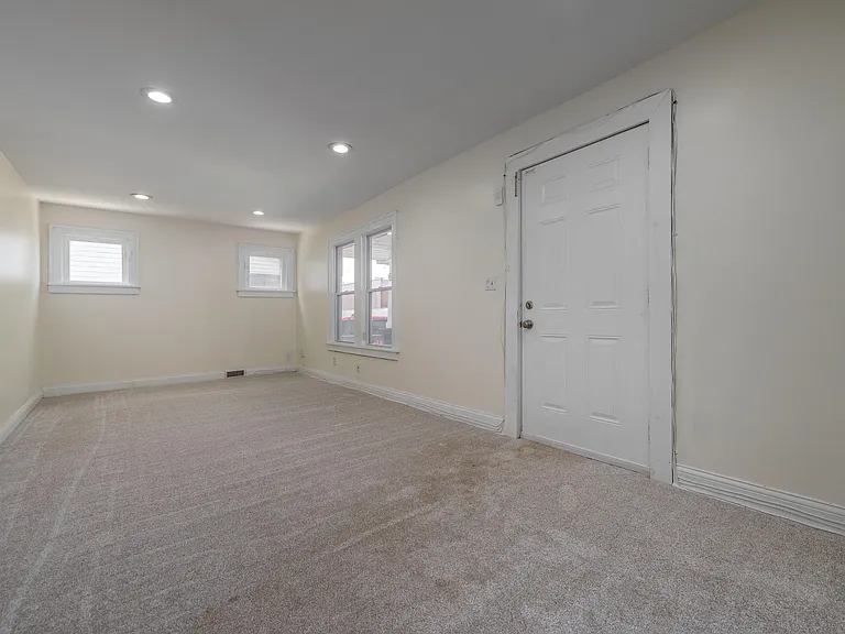 13302 Melzer Ave — Photo 22