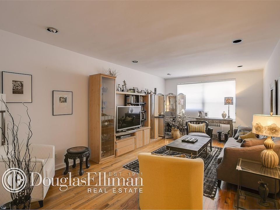 1st image of 90 Schenck Ave APT 1N