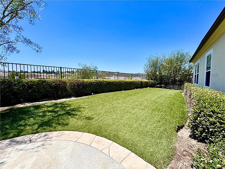 5 Golden Bear Ct — Photo 30