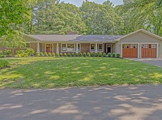29 Fairbanks Rd, Lexington, MA 02421