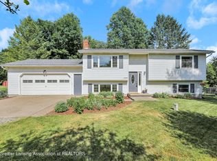 13089 Turner Rd, Dewitt, MI 48820