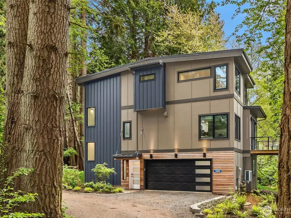 10003 Manitou Beach Drive NE, Bainbridge Island, WA 98110