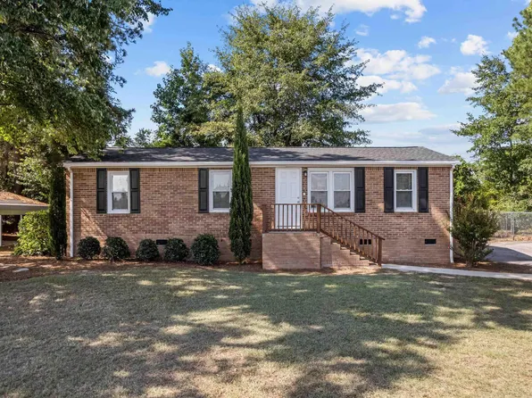 1032 Rawl Rd, Lexington, SC 29072