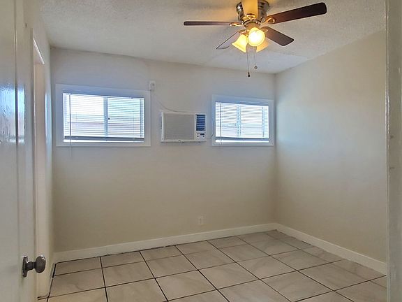 5th image of 133 Chester Ave APT B