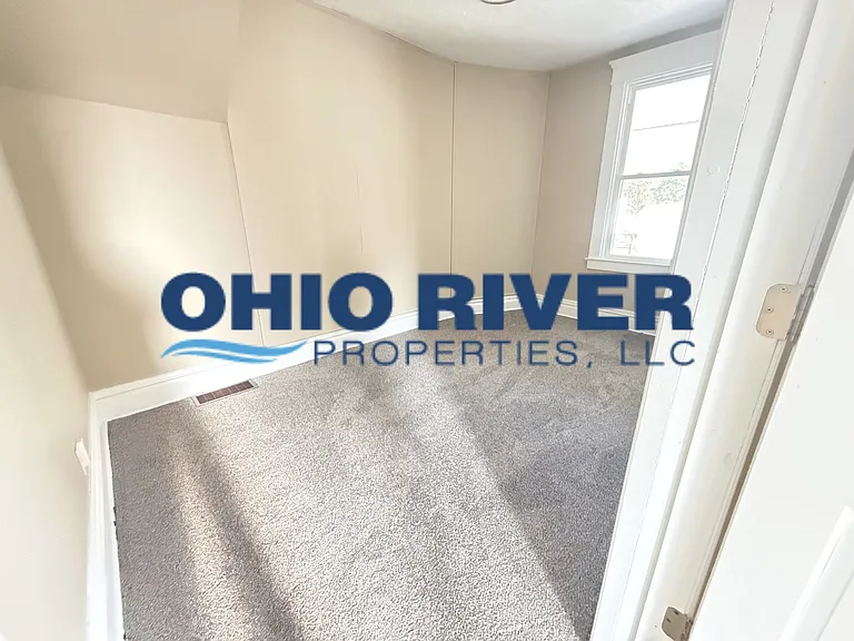 1219 Garfield St #1 — Photo 4