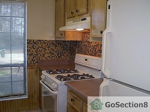 2nd image of 3051 Sonya Ln