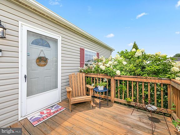 4th image of 27497 Ivy Ct