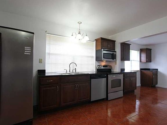 2nd image of 4929 Bright Dr