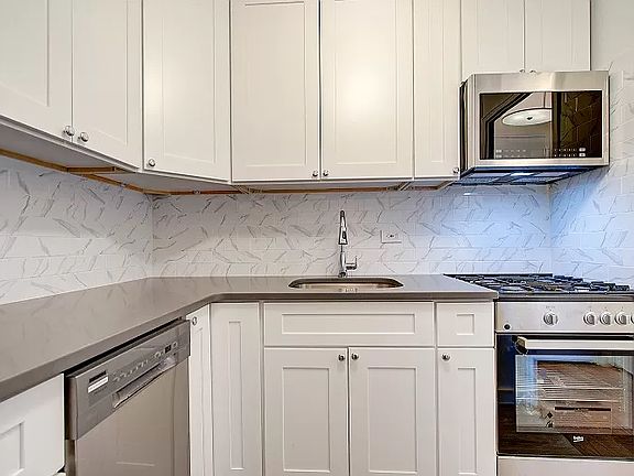 2nd image of 110-11 Queens Blvd APT 20J