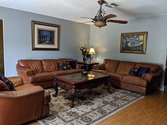 2nd image of 532 Pinar Dr