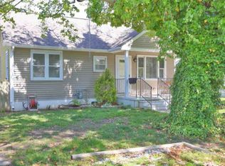 13 S 9th St, Del Haven, NJ 08251