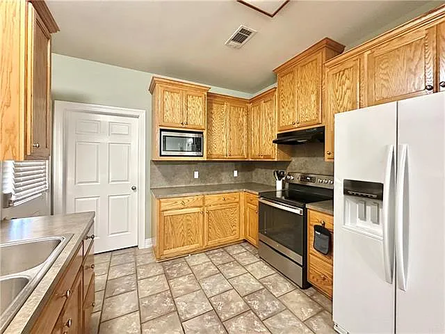 10211 Webb Rd — Photo 12