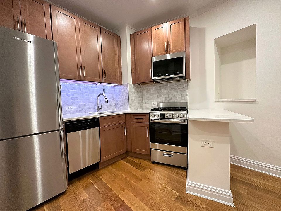 1st image of 355 W 51st St #75
