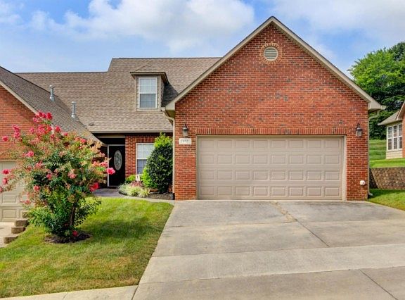 3rd image of 377 Meadow Walk Ln