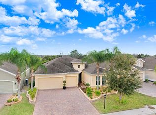 1535 Emerald Dunes Dr, Sun City Center, FL 33573