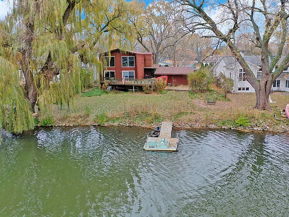 2nd image of 926 Lucerne Ct