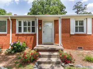 1832 Villa Dr, Greensboro, NC 27403
