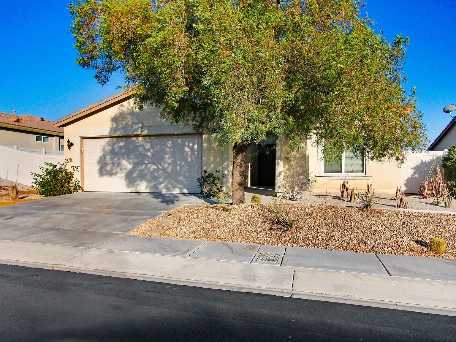 64255 Eagle Mountain Ave, Desert Hot Springs, CA 92240 | Zillow