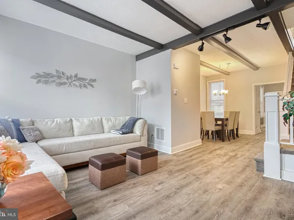 824 Houston St, Columbia, PA 17512