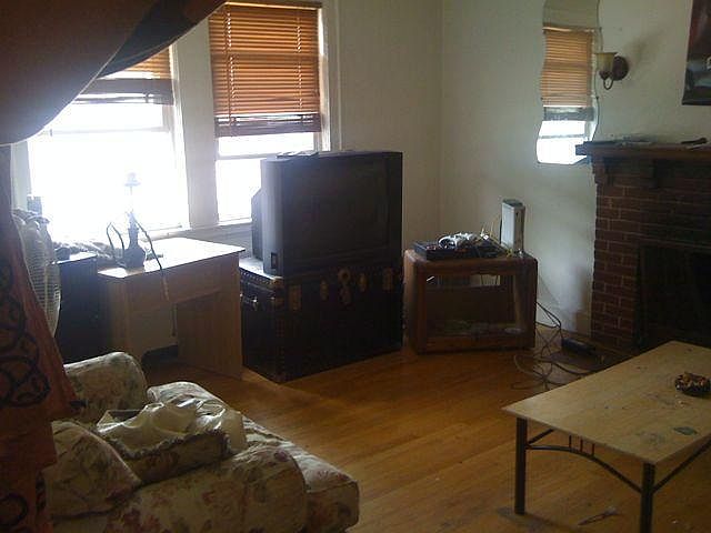 2nd image of 24 Colwell Ave #2