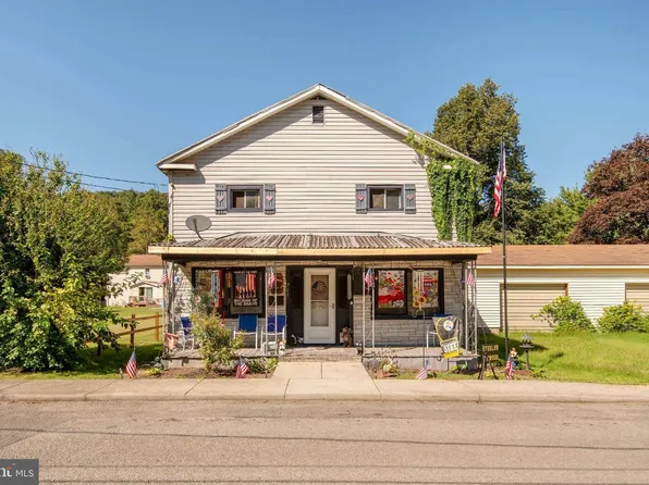 709 Church St, Kitzmiller, MD 21538
