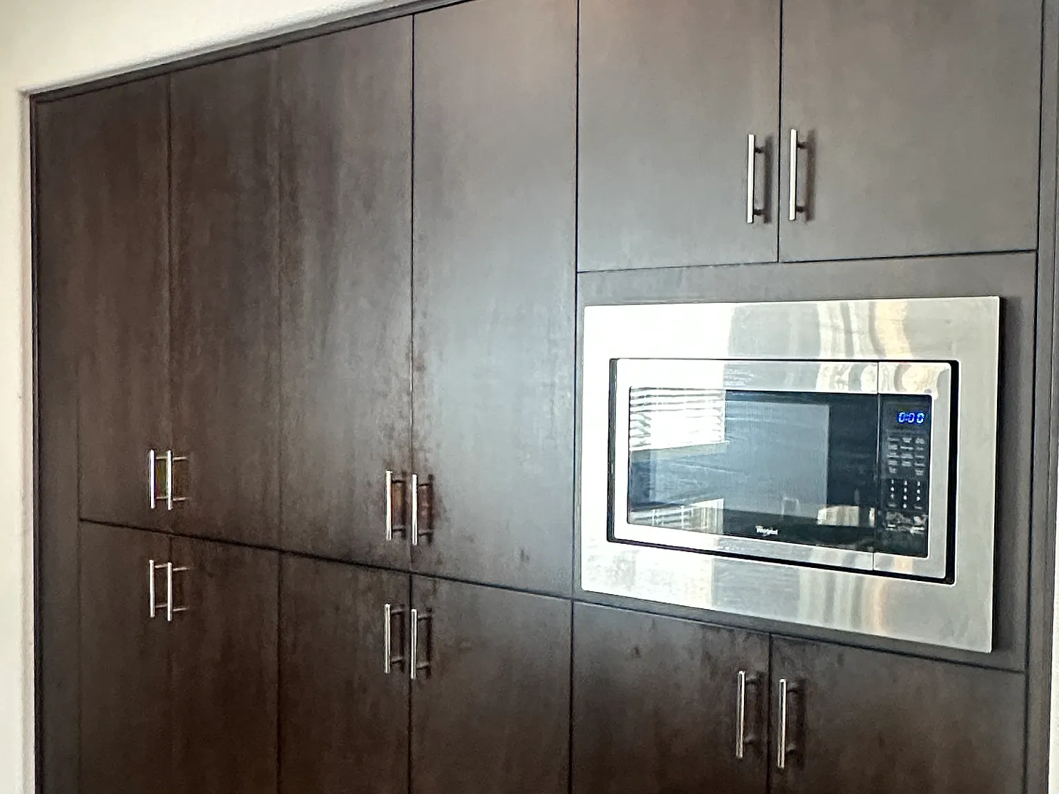 3 bed, 2143 sqft, $2,200 — Photo 3