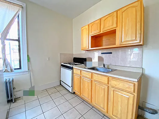 Rented by Corcoran | media 15