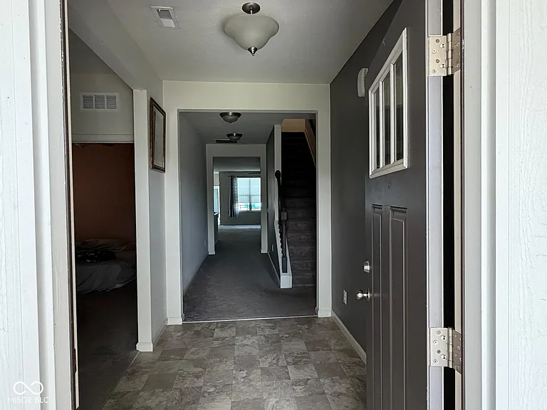 1190 Sunset Blvd — Photo 3