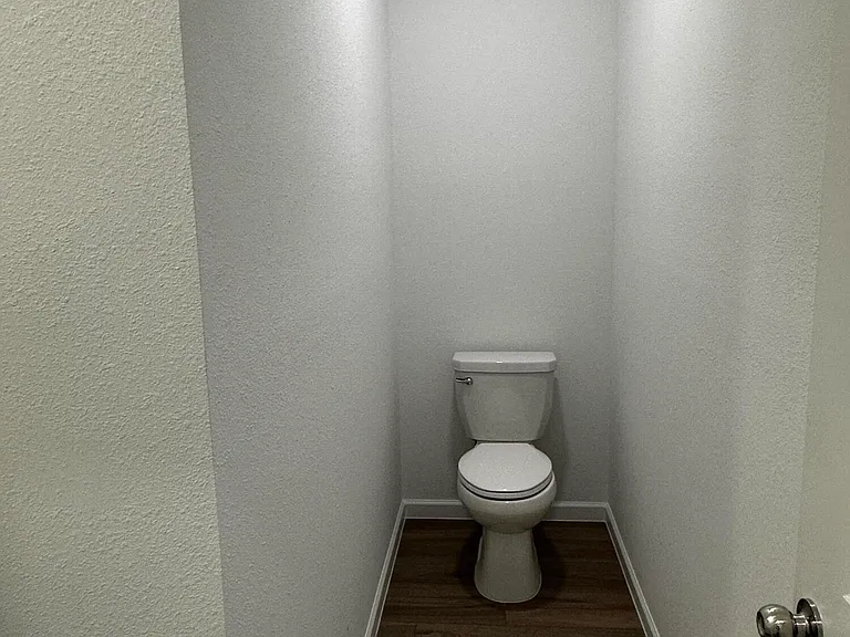 611 Holly Lakes Dr — Photo 15