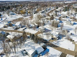 3710 Fox Trl, Saint Bonifacius, MN 55375