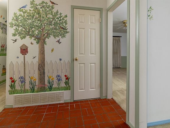 4th image of 6604 Trailwood Dr