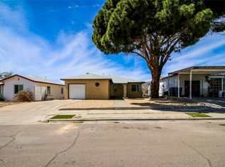1607 Saint Johns Dr, El Paso, TX 79903