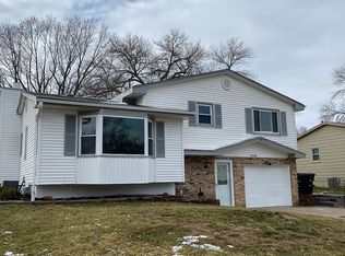 6530 N 77th St, Omaha, NE 68122