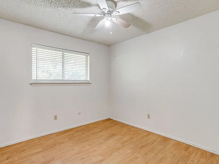 7221 Church Park Dr — Photo 14