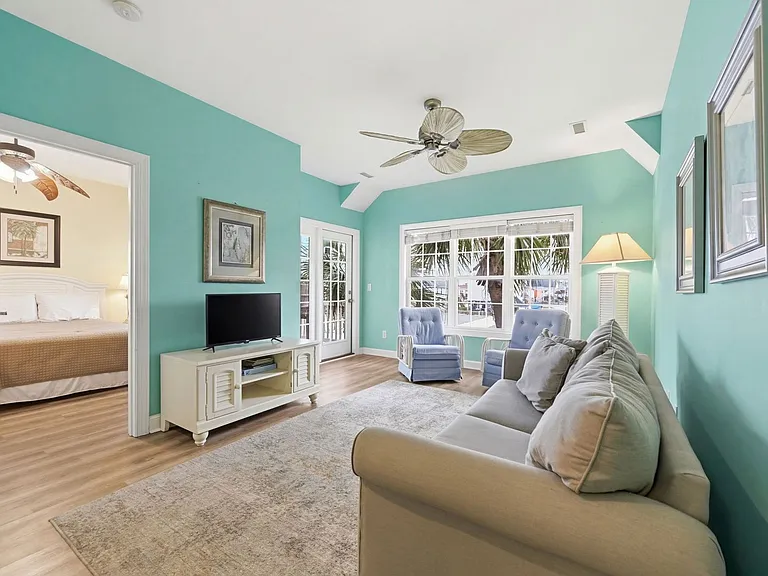 215 Summerwinds Pl — Photo 5