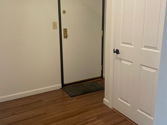 3rd image of 8 9th St APT 102