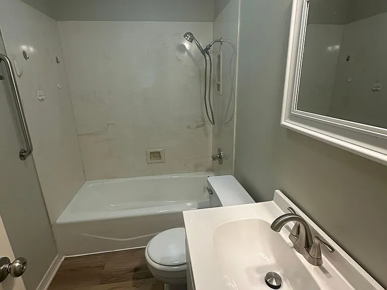 443 Janet Ln — Photo 18