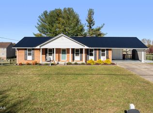 2916 Newbern Dr, Johnson City, TN 37604
