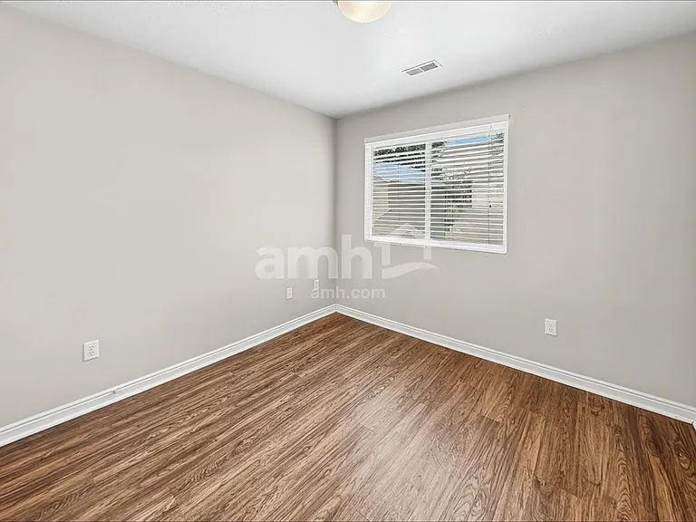 456 W Bountiful Way — Photo 15