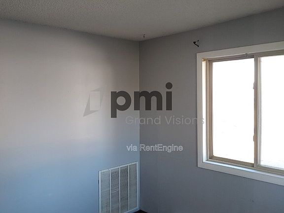 5th image of 371 Southland Dr #33