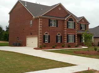 140 Cades Cv, Fayetteville, GA 30215