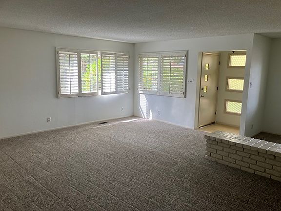 4th image of 1500 Mount Rose St