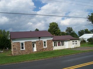 13883 W County House Rd, Albion, NY 14411