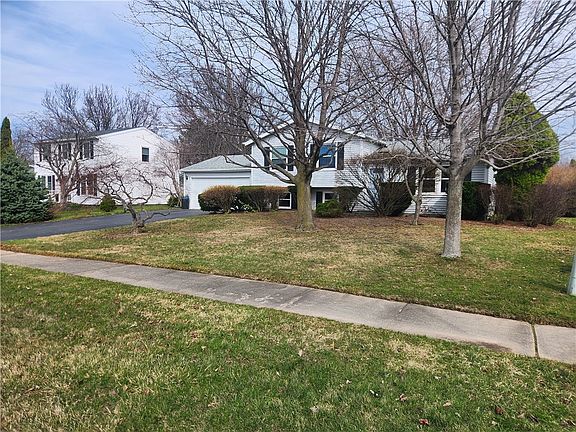 2nd image of 84 Wayfaring Ln